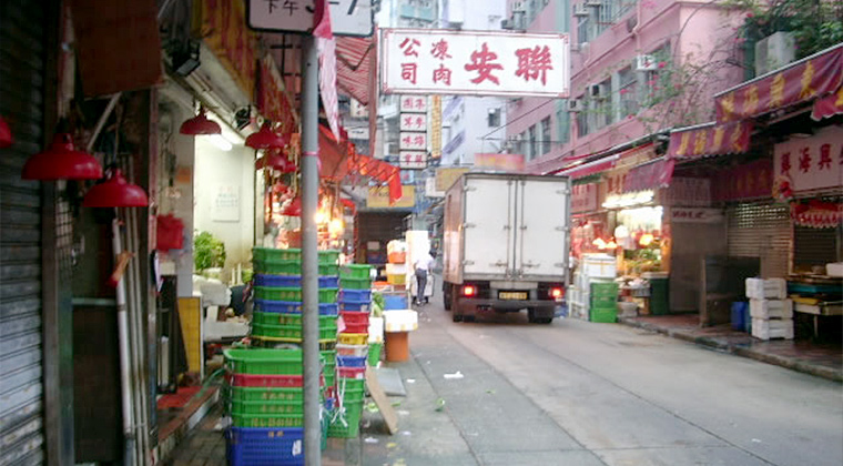 食品街の朝（銅羅湾裏通り）