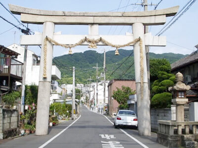 枚岡神社一の鳥居