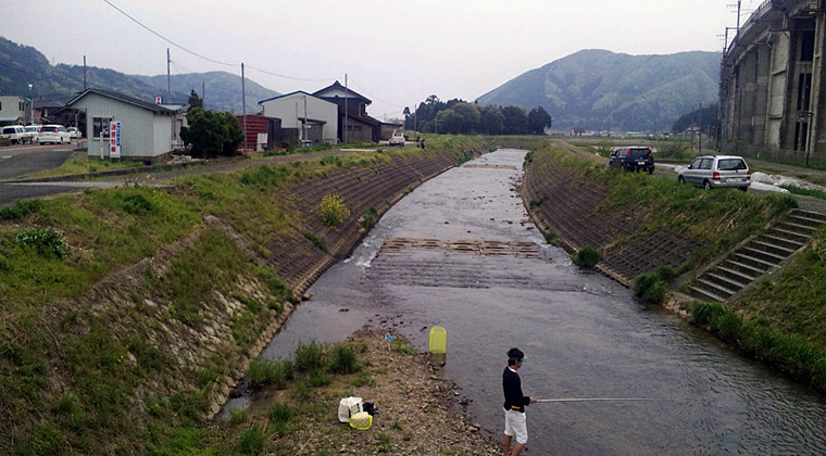 大川（塩津小学校前）