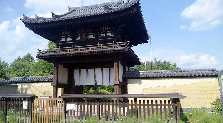 般若寺楼門（国宝）