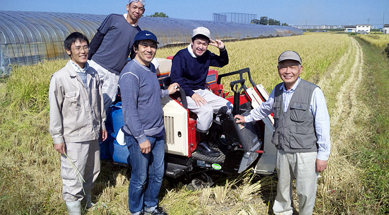 中村さん、河内さんと弊社従業員