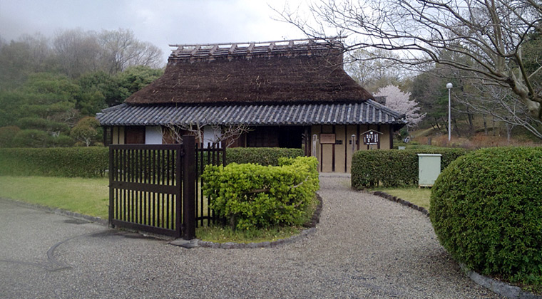 旧吉川家住宅（奈良県民族博物館。1703年創建。間取りは中谷家本屋と同じ）