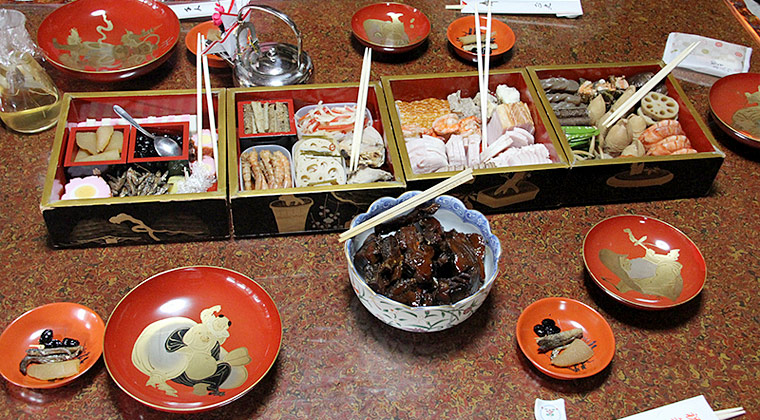 2016年の四重と棒鱈の煮物（中谷家）